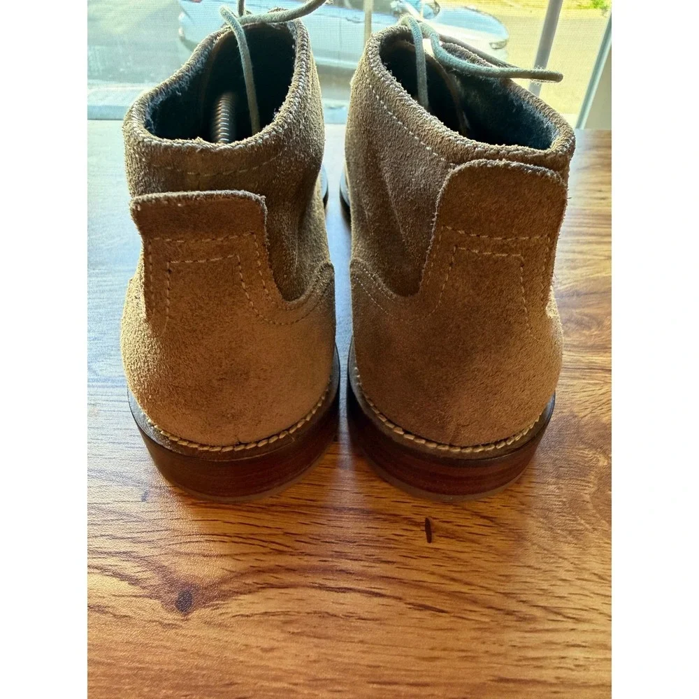 J Shoes Men's Taupe Brown Suede Monarch Plus Chukka Boots Sz US 10.5